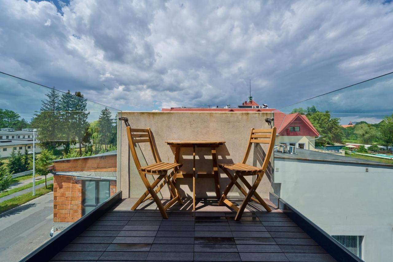 Apartment By The Oder River Wroclaw By Noclegi Renters Экстерьер фото
